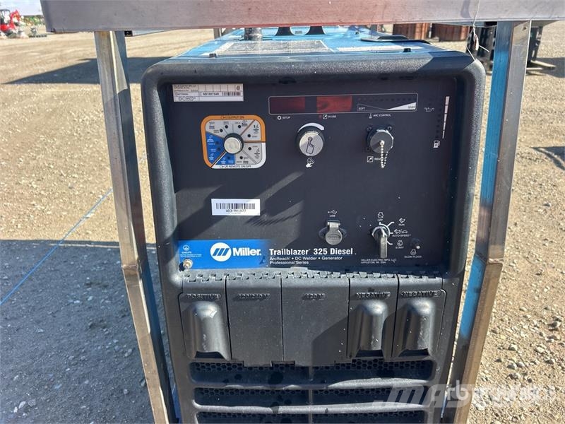 Miller D325K3 Multi-Process Engine Driven Welder Varilni instrumenti