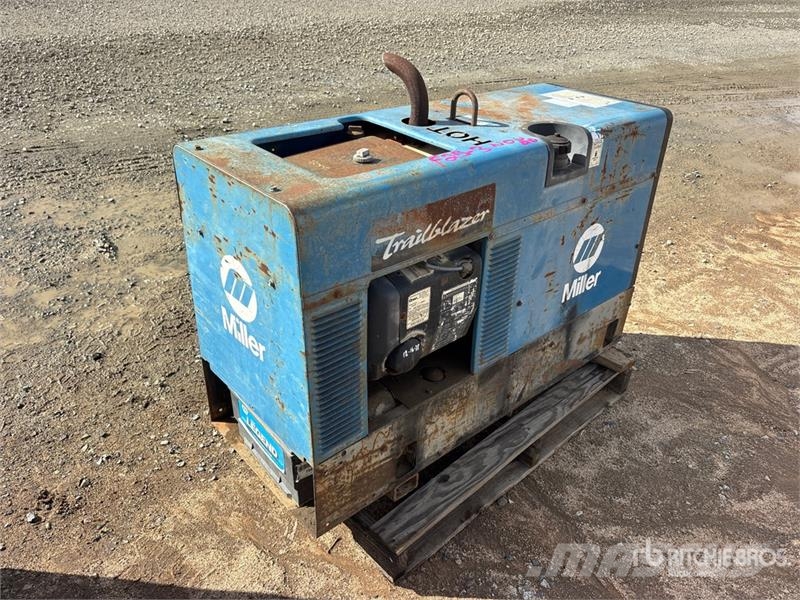 Miller Trailblazer 251 焊接機