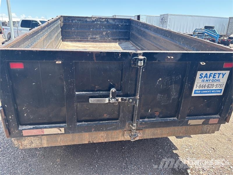 Millerbilt 12 ft T/A Dump Utility Trailer Bañera