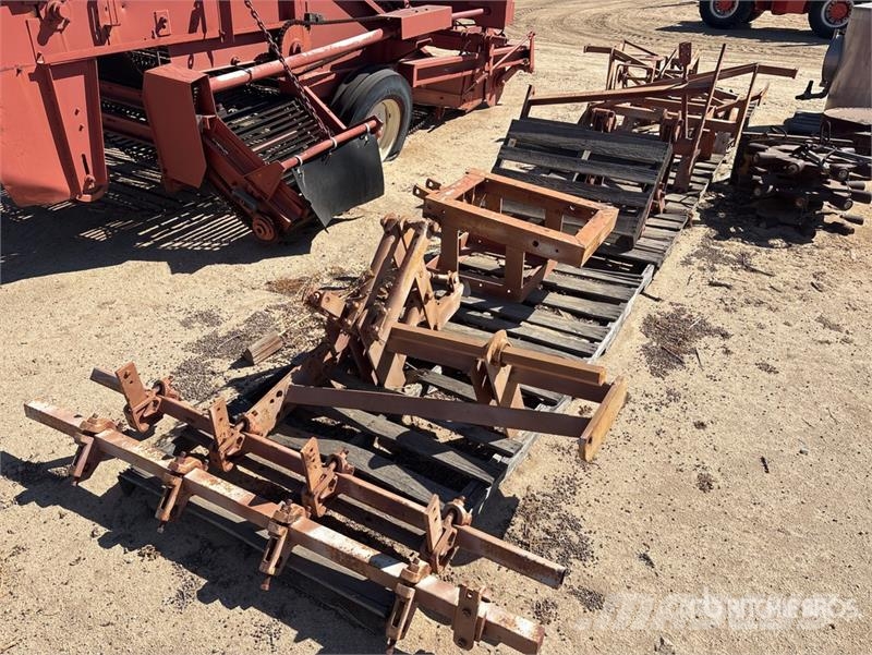 Misc. Bracket and Parts Egyéb mezőgazdasági gépek
