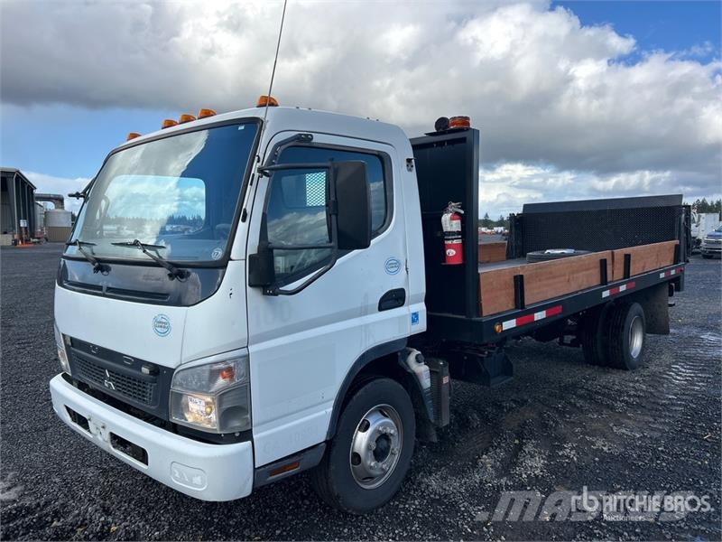 Mitsubishi FE180 Platformas/izkraušana no sāniem
