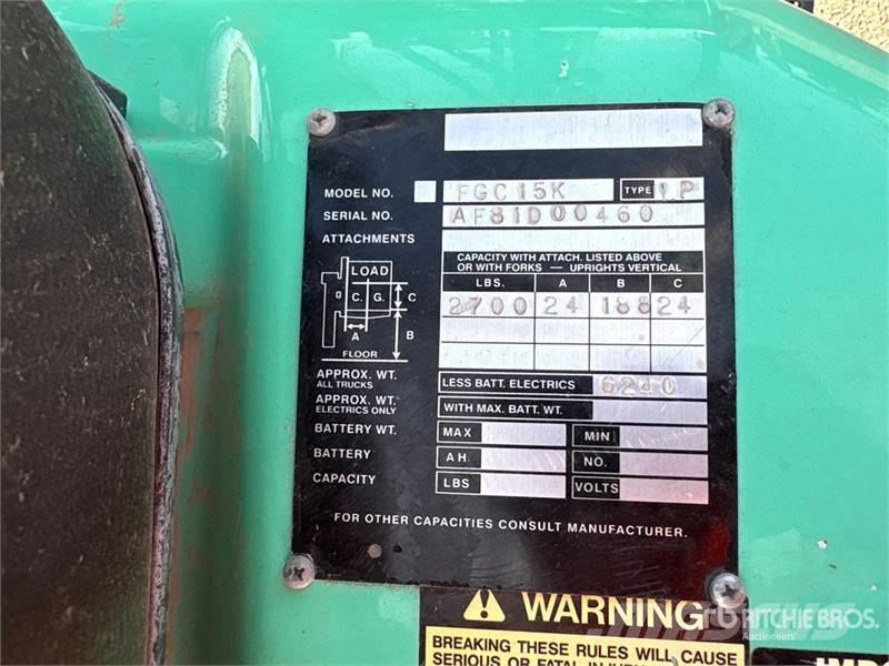 Mitsubishi FGC15K 2700 lb Forklift (Inoperable) Viličarji - drugo