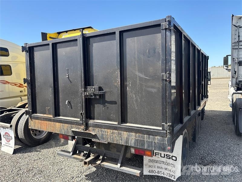 Mitsubishi Fuso FE 4x2 Landscape Truck (Inoperable) Egyéb