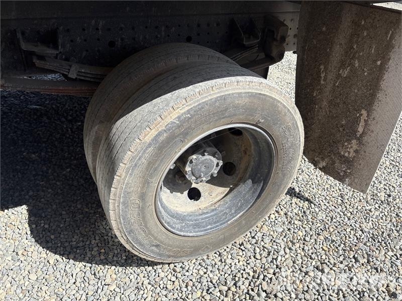 Mitsubishi Fuso FE 4x2 Landscape Truck (Inoperable) Egyéb