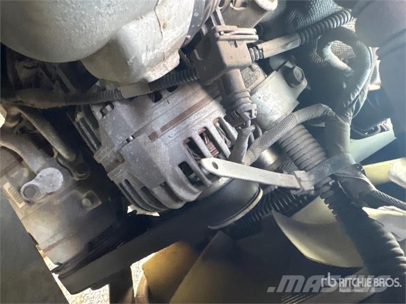 Mitsubishi Fuso FE 4x2 Landscape Truck (Inoperable) Egyéb