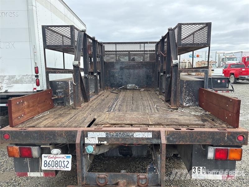 Mitsubishi Fuso FE 4x2 Flatbed Truck Camiones plataforma