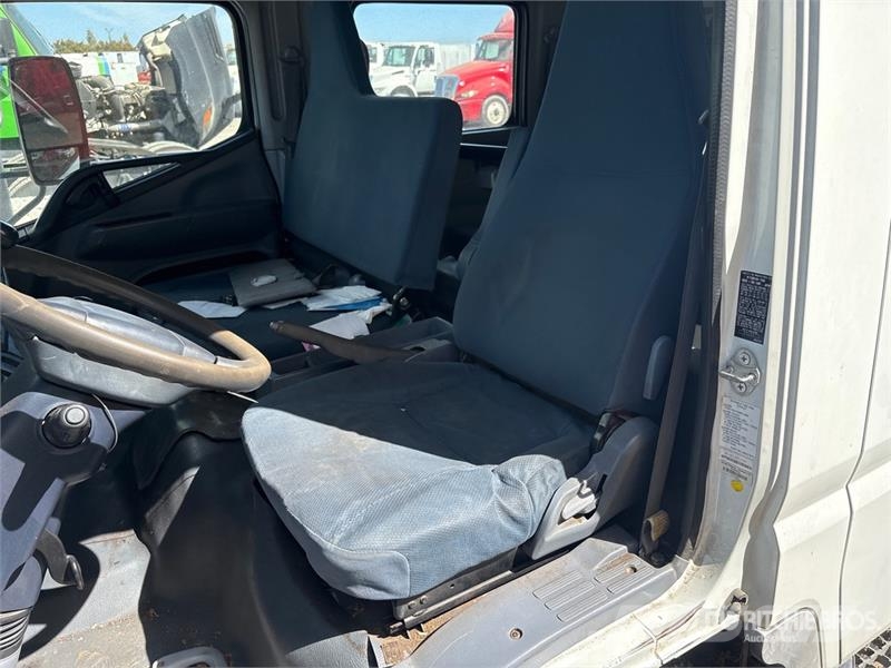 Mitsubishi Fuso FE 4x2 Landscape Truck (Inoperable) Egyéb