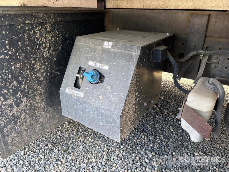 Mitsubishi Fuso FE 4x2 Landscape Truck (Inoperable) Egyéb