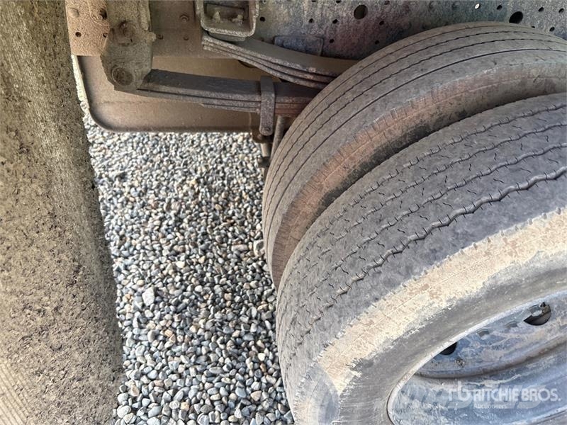 Mitsubishi Fuso FE 4x2 Landscape Truck (Inoperable) Egyéb