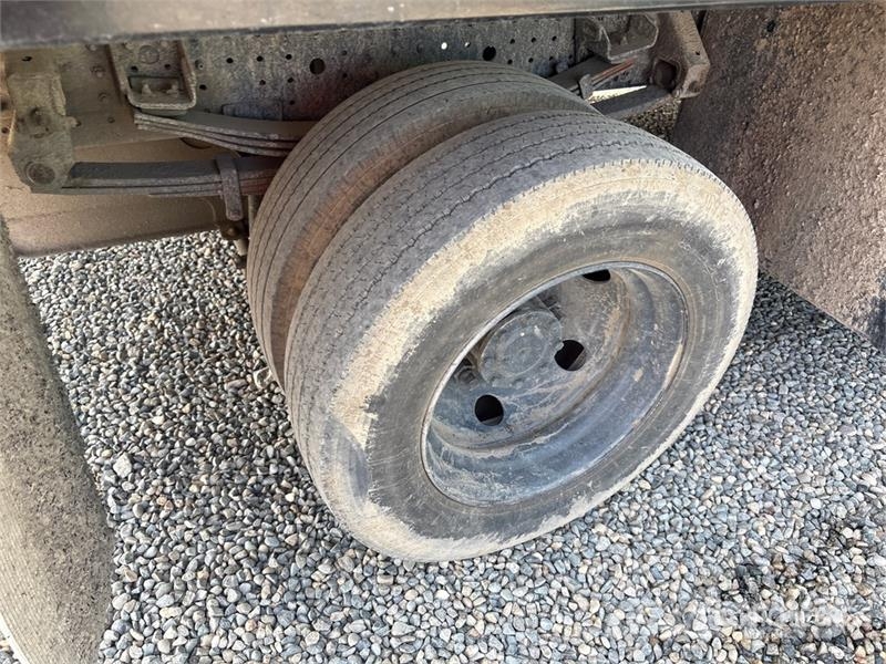 Mitsubishi Fuso FE 4x2 Landscape Truck (Inoperable) Egyéb