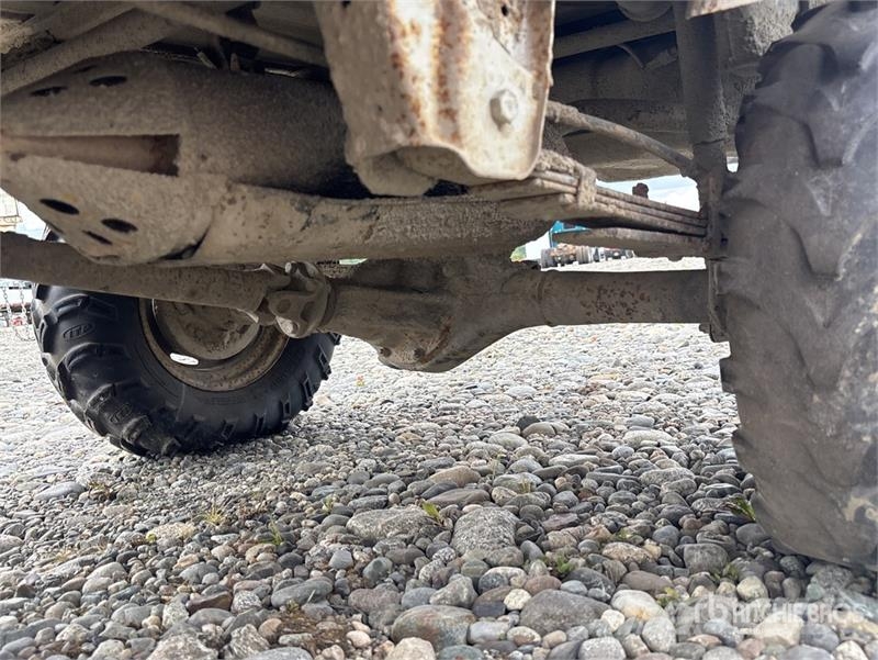 Mitsubishi U42T 4x4 Pickup (Inoperable) Andere Transporter