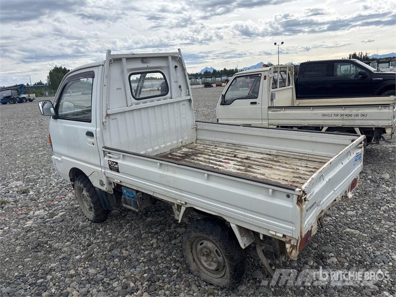 Mitsubishi U42T 4x4 Pickup (Inoperable) Andere Transporter