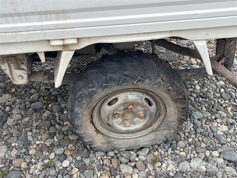 Mitsubishi U42T 4x4 Pickup (Inoperable) Andere Transporter