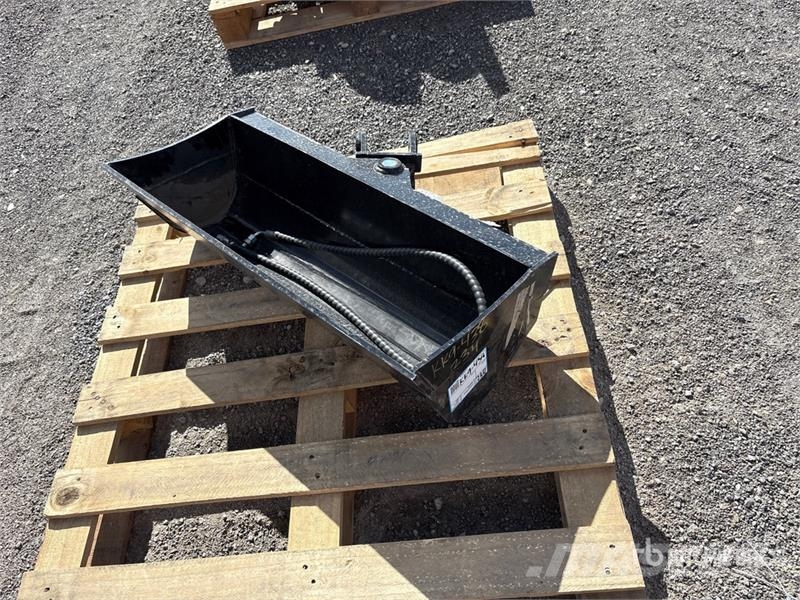 Miva VCT800 32 in Tilting Excavator Bucket (Unused) Kašike / Korpe