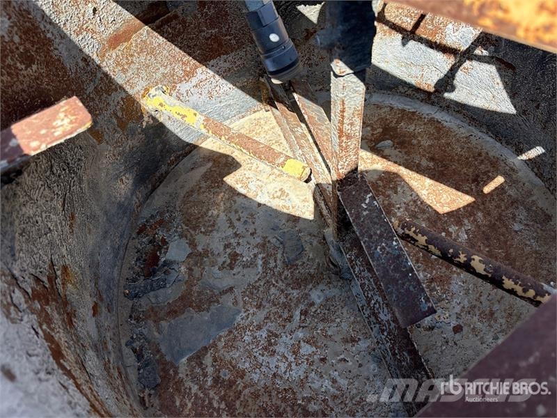 MME MultiUrethanes Mortar and Grout Mixer Other components