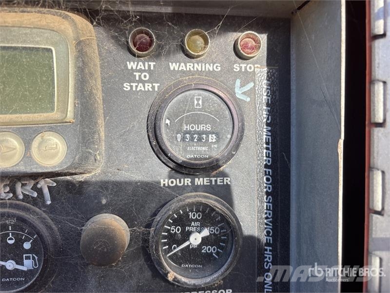 Mobile Air Compressor (Inoperable) 콤푸레샤