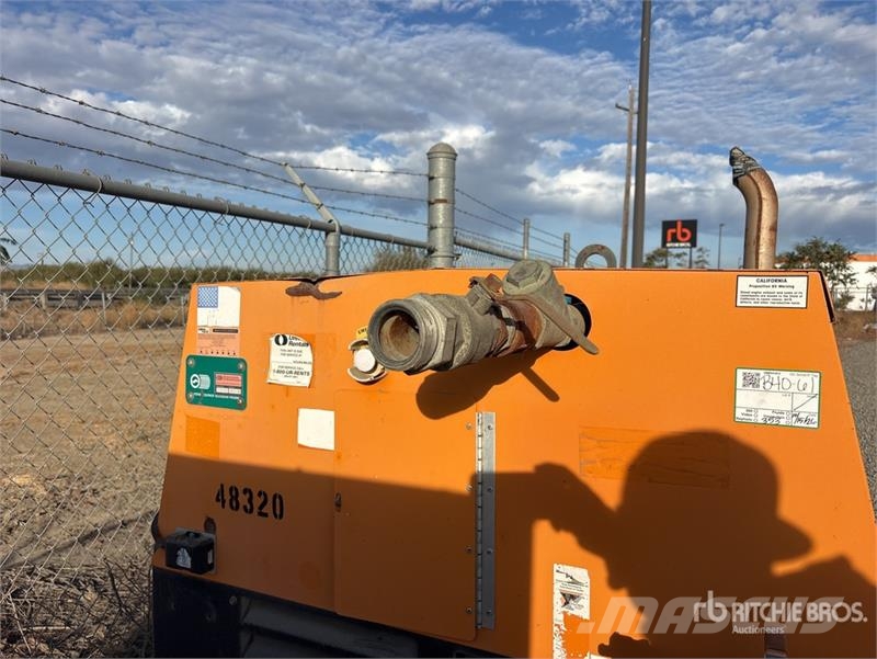 Mobile Air Compressor (Inoperable) 콤푸레샤
