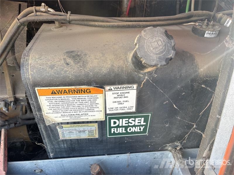 Mobile Air Compressor (Inoperable) 콤푸레샤