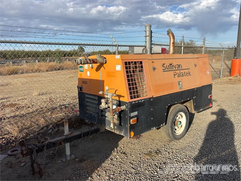 Mobile Air Compressor (Inoperable) 콤푸레샤