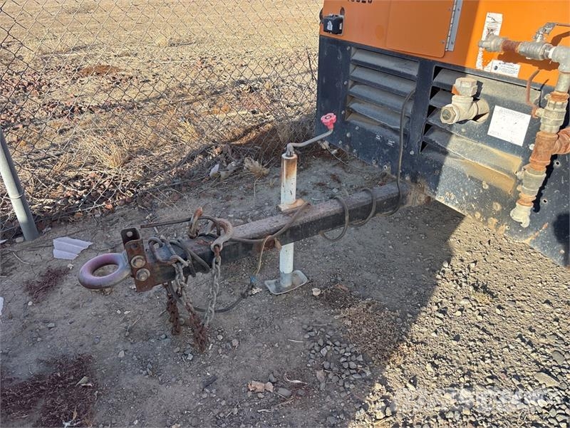 Mobile Air Compressor (Inoperable) 콤푸레샤