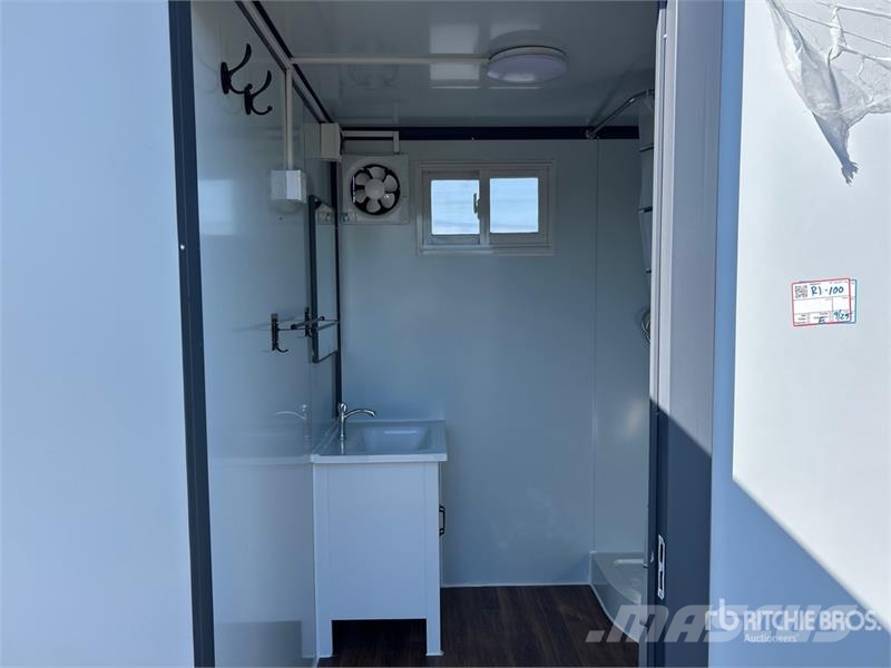 Mobile Toilet MT 6 ft 10 in x 6 ft 2 in Skid-Mount その他部品