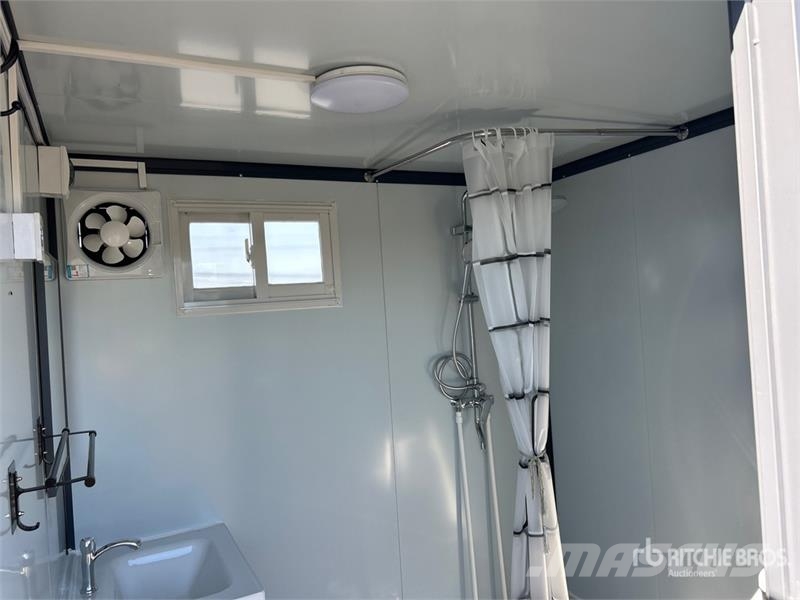 Mobile Toilet MT 6 ft 10 in x 6 ft 2 in Skid-Mount その他部品