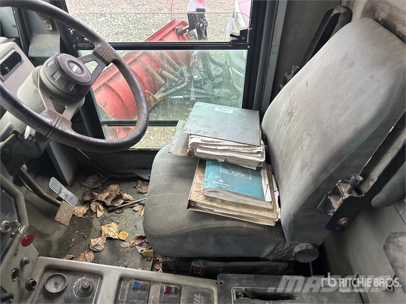 Mobile Topgun M9D Sweeper Truck Sweeper trucks