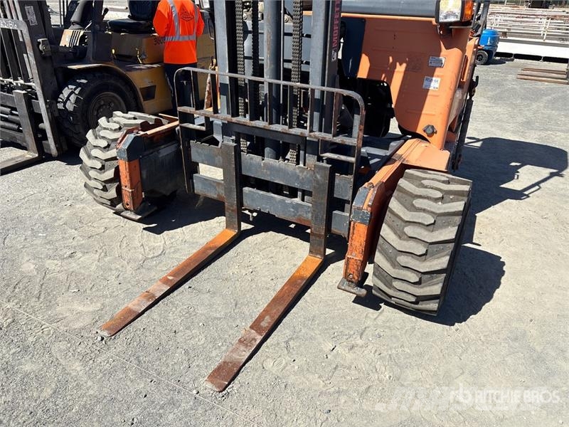 Moffett 5500 lb 3x3 Truck Mounted Forklift Kravas mašīnām piestiprināmie pacēlāji