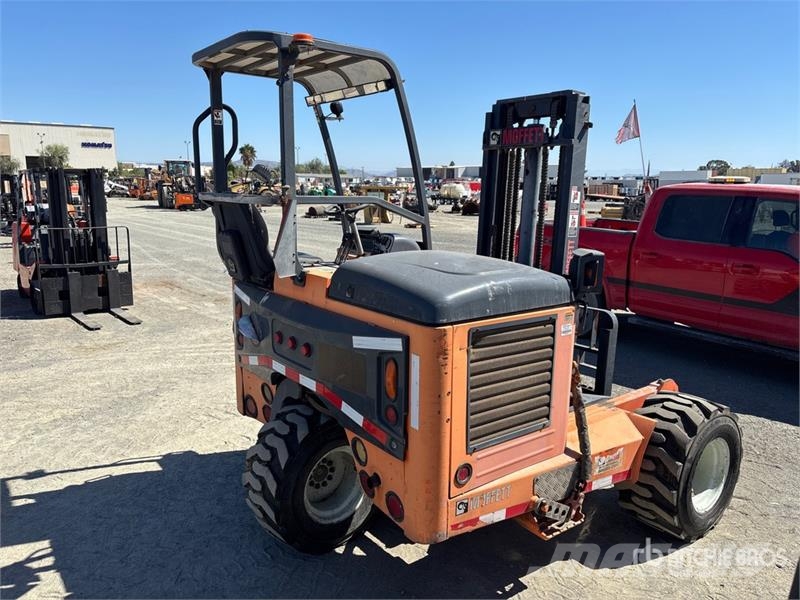 Moffett 5500 lb 3x3 Truck Mounted Forklift Kravas mašīnām piestiprināmie pacēlāji