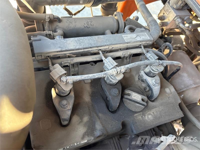 Moffett 5500 lb 3x3 Truck Mounted Forklift Kravas mašīnām piestiprināmie pacēlāji