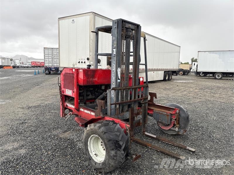 Moffett M5000 Wózki widłowe montowane do pojazdów