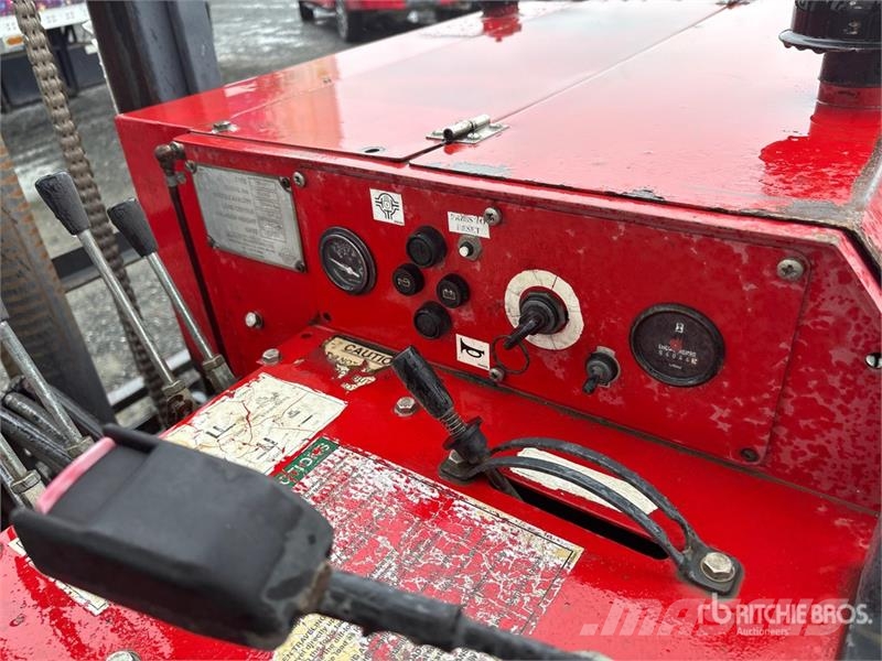 Moffett M5000 Wózki widłowe montowane do pojazdów