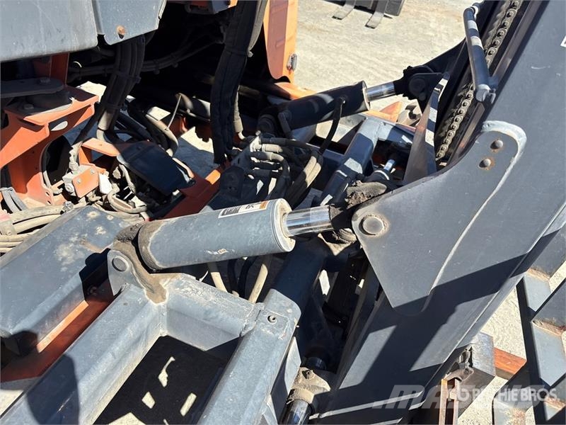 Moffett M8 55.3 5500 lb 3x3 Truck Mounted Forklift Závěsné vysokozdvižné vozíky