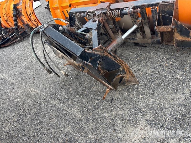  Monroe 12 ft Snow Plow - Fits Truck Snøploger- og skjær