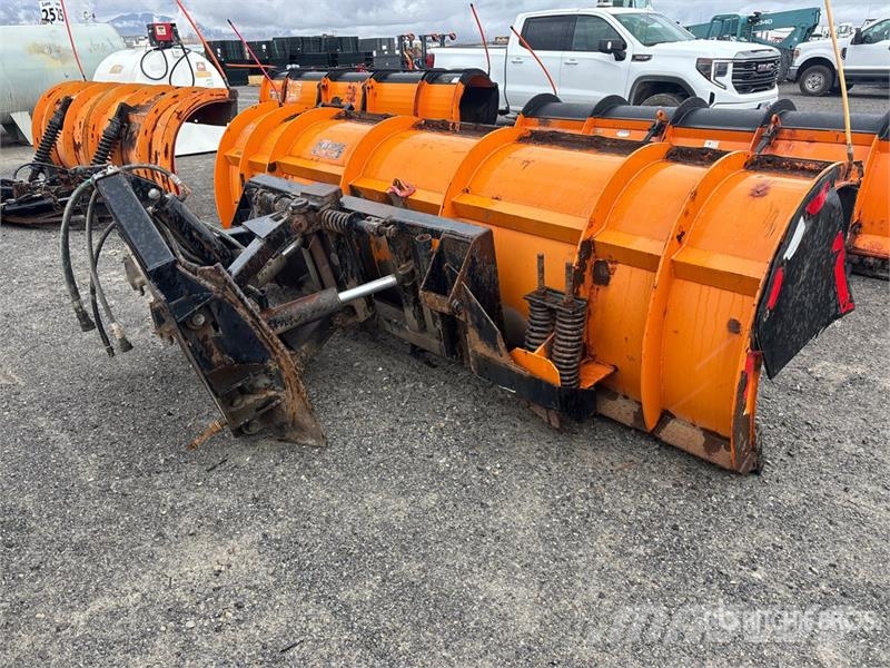  Monroe 12 ft Snow Plow - Fits Truck Snøploger- og skjær