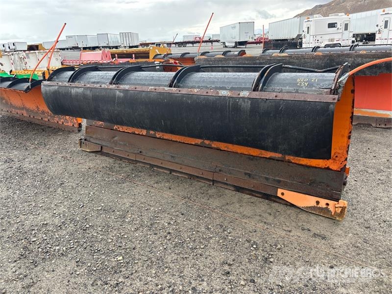  Monroe 12 ft Snow Plow - Fits Truck Snøploger- og skjær