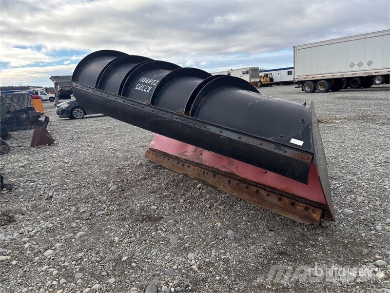 Monroe 13 ft 6 in Reversing Snow Plow Sniježne daske i plugovi
