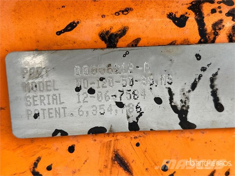 Monroe MD-120-50-38.MS Salt Spreader معدات نشر الرمال والملح