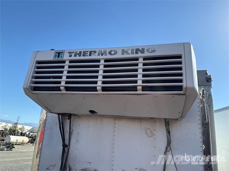 Morgan Corporation Refrigerated Van 22 ft 6 in Body Cassonati