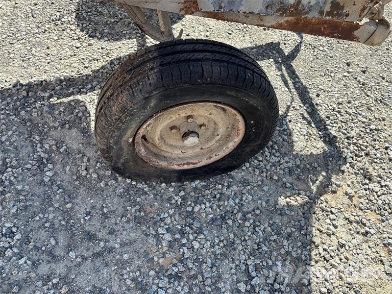 Mortar and Grout Mixer (Inoperable) Бетоносмесители