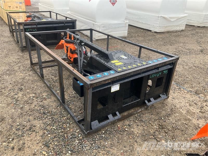 Mower King ECSSCT72 60 in Skid Steer Trencher (Unu Koparki łańcuchowe