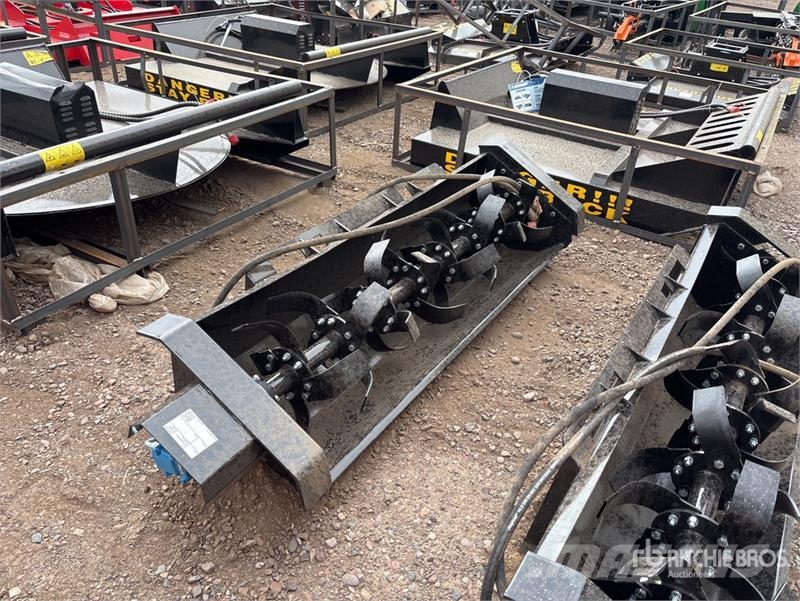 Mower King ECSSTR072 72 in Skid Steer Tiller (Unus Üniversal ekim makinasi