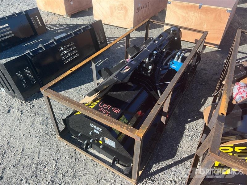  Mower King SSEFGC165 72 in Skid Steer Flail  (Unus Gadanheiras