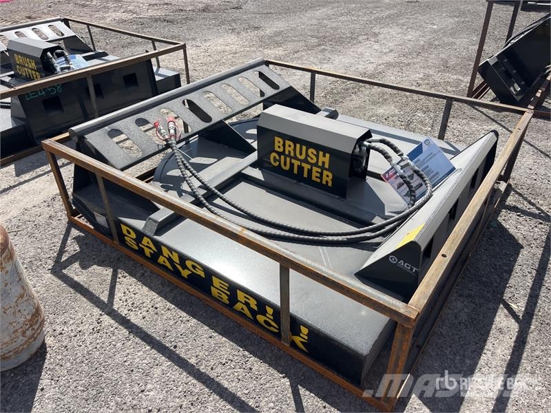 Mower King SSRC 72 in Skid Steer Brush Cutter (Unu Priključne in vlečne kosilnice