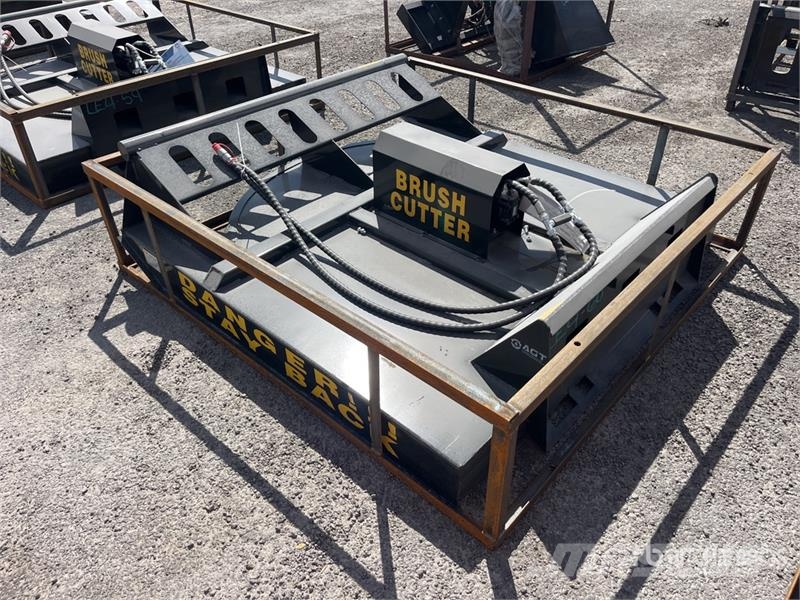Mower King SSRC 72 in Skid Steer Brush Cutter (Unu Priključne in vlečne kosilnice
