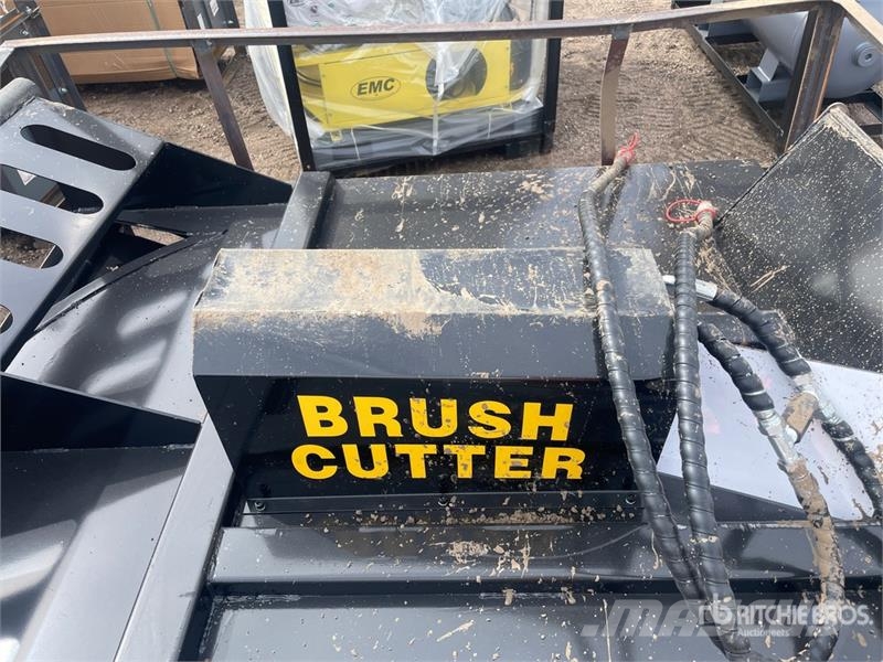 Mower King SSRC72 72 in Skid Steer Brush Cutter (U Gezogene und selbstfahrende Mäher