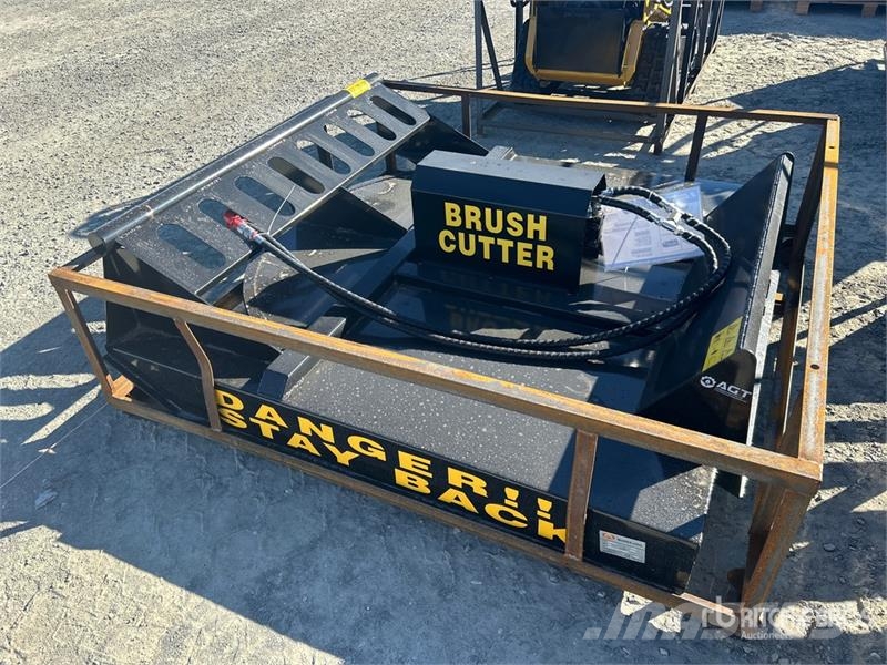 Mower King SSRC72 Skid Steer Brush Cutter (Unused) 裝載與牽引式割草機