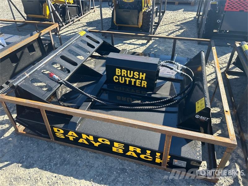  Mower King SSRC72 Skid Steer Brush Cutter (Unused) 裝載與牽引式割草機