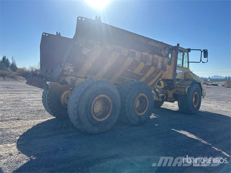 Moxy MT30 Zglobni damperi