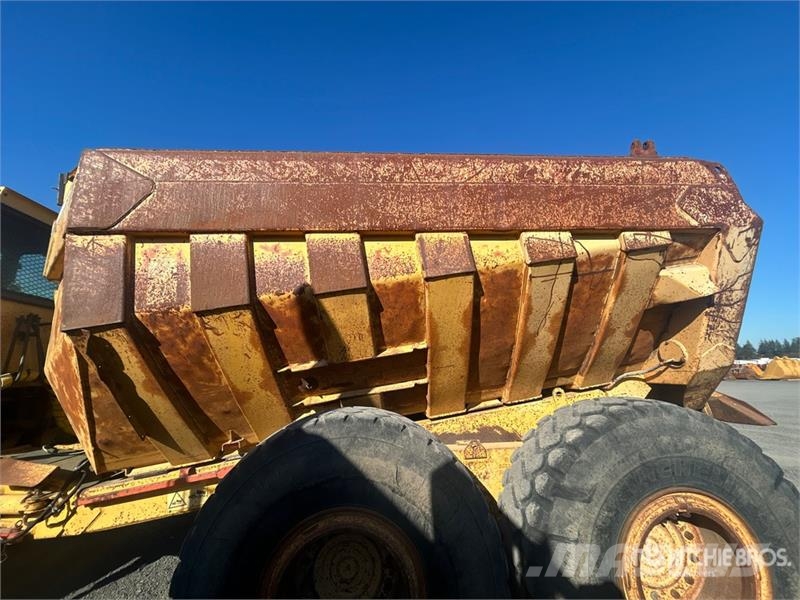Moxy MT30 Zglobni damperi